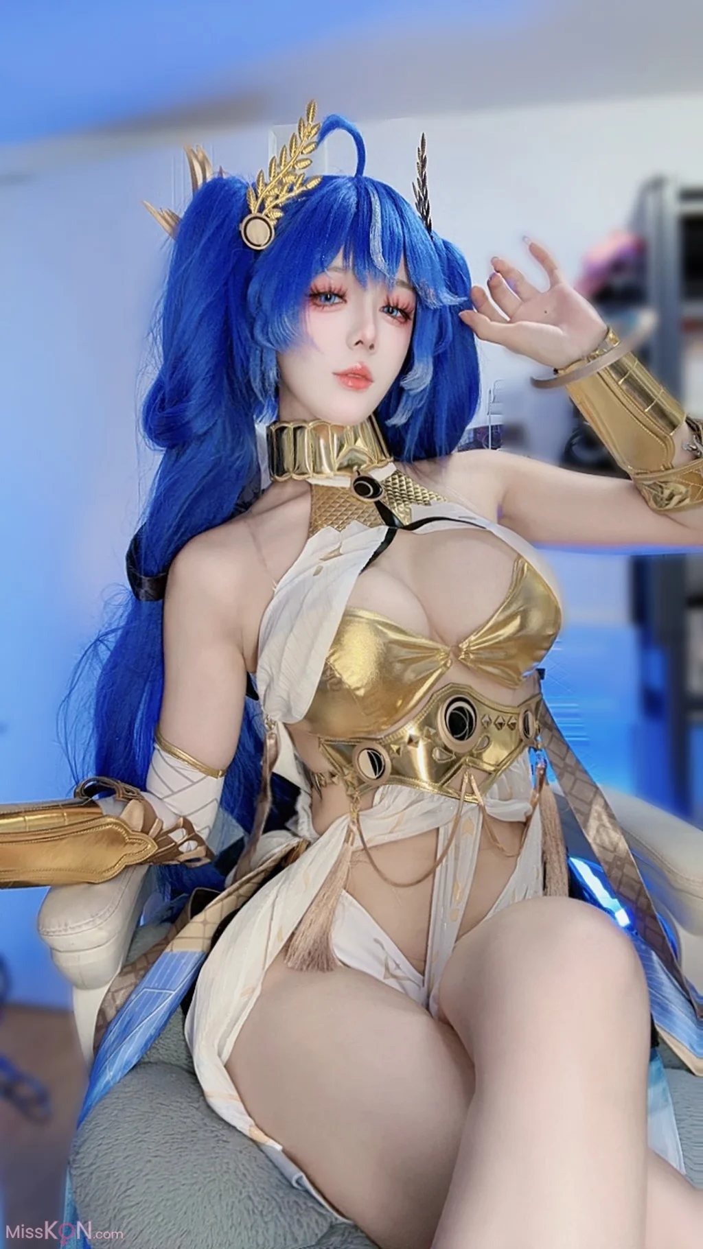 Coser@九言: 鸣潮 尤诺 (31 photos + 4 videos)