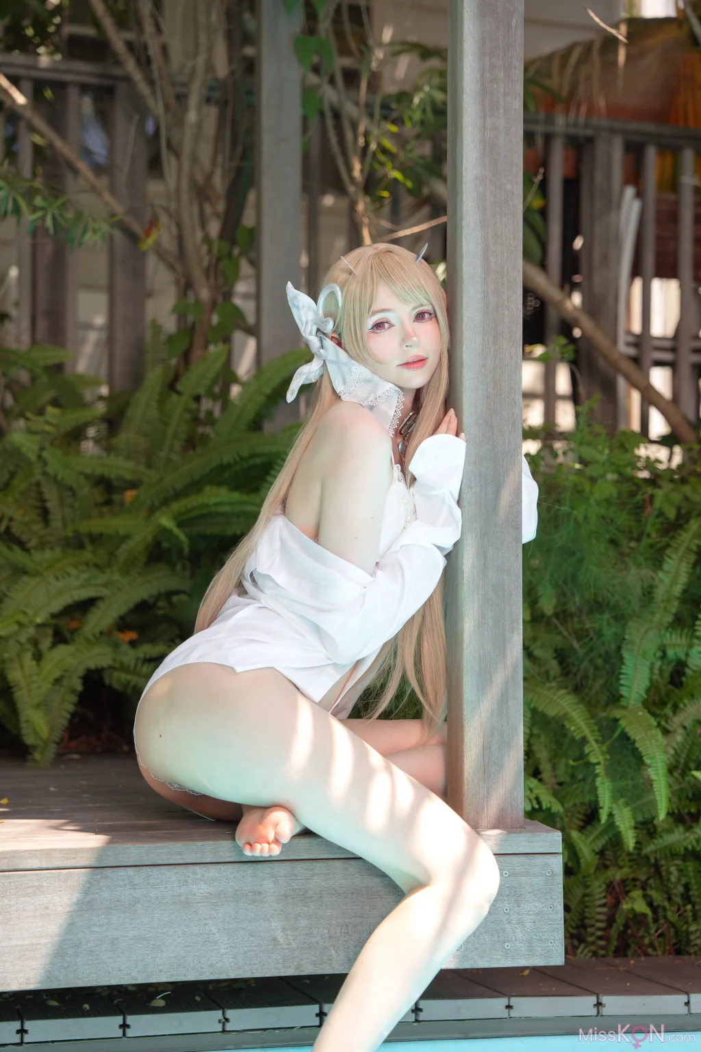 Coser@Peach milky: Viper Bikini (21 photos)