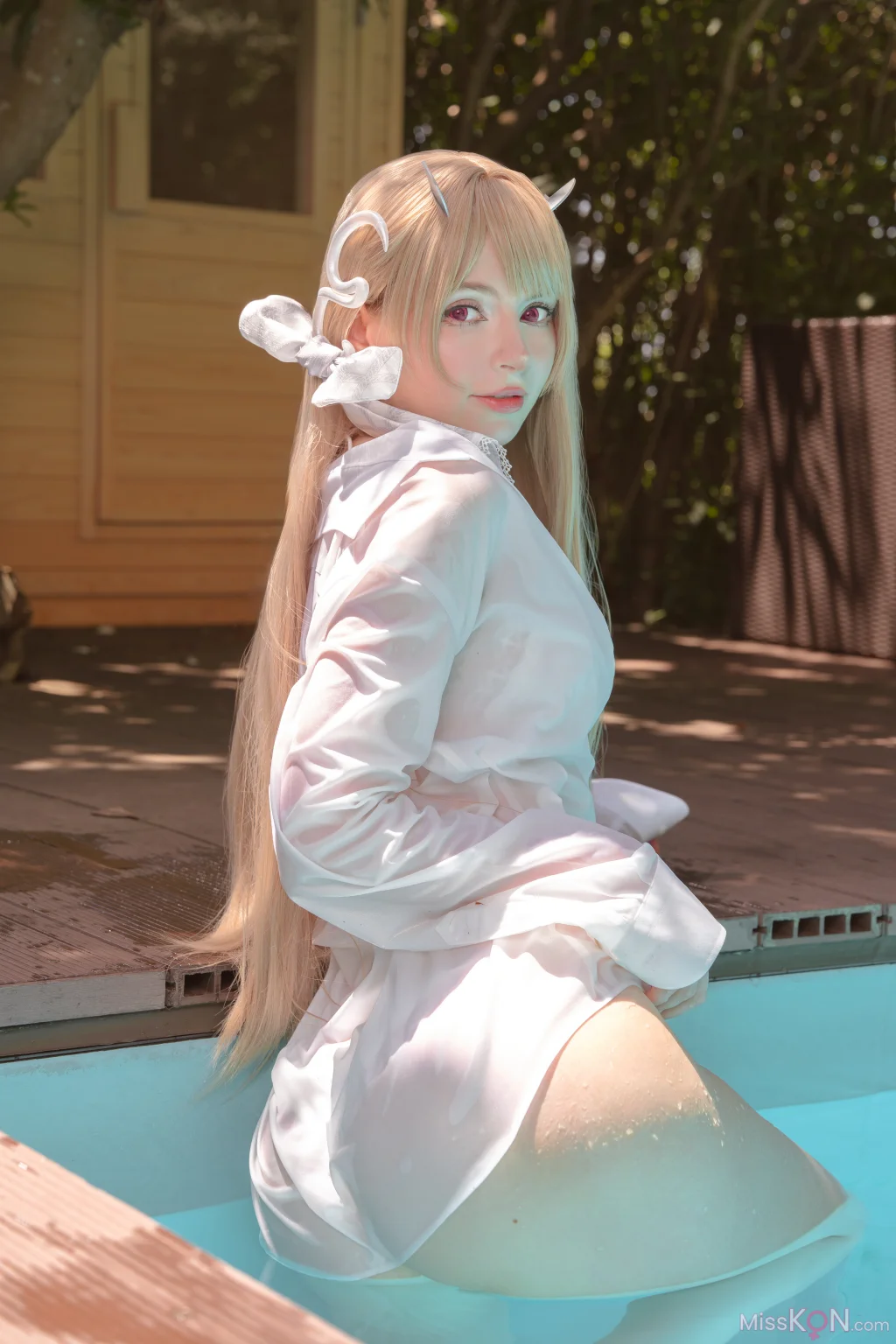 Coser@Peach milky: Viper Bikini (21 photos) – Page 2