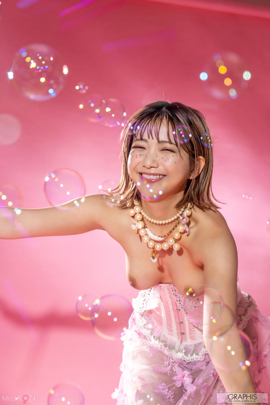 [JP] Riko Hoshino (星乃莉子): [Graphis] Gals Limited Edition HAPPY NEW YEAR 2025 (25 photos) – Page 2