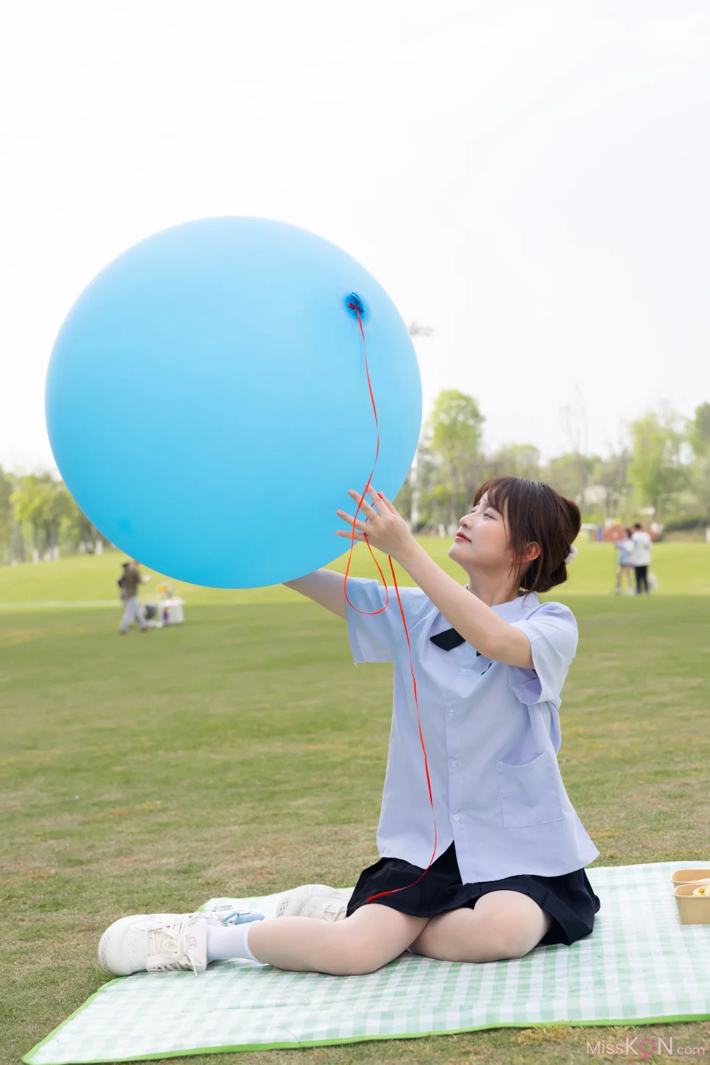 [她们印象] No.009: 小点心 (182 photos + 1 video)