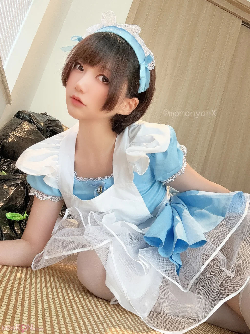 Coser@NAGISA魔物喵: [Fantia]ゴミ屋敷掃除してるメイドさん (65 photos) – Page 2