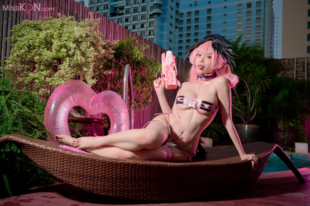 Coser@ZinieQ: Blue Archive Koharu (51 photos)