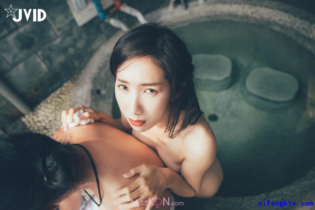 [JVID] 薰草: 一泊二日 獨占中出，高顏值美女女兵偷情之旅，激戰泡溫泉SEX啪啪啪!!! (131 photos + 2 videos)