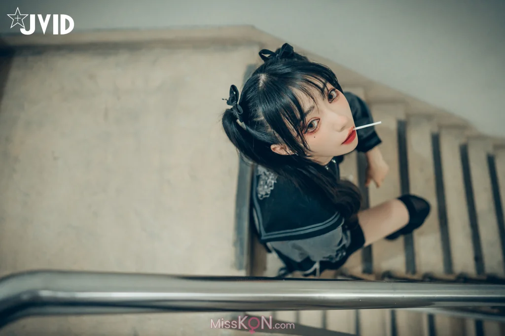 [JVID] 飄飄哥: 色色妄想系列 校花也是大姐頭 (158 photos)