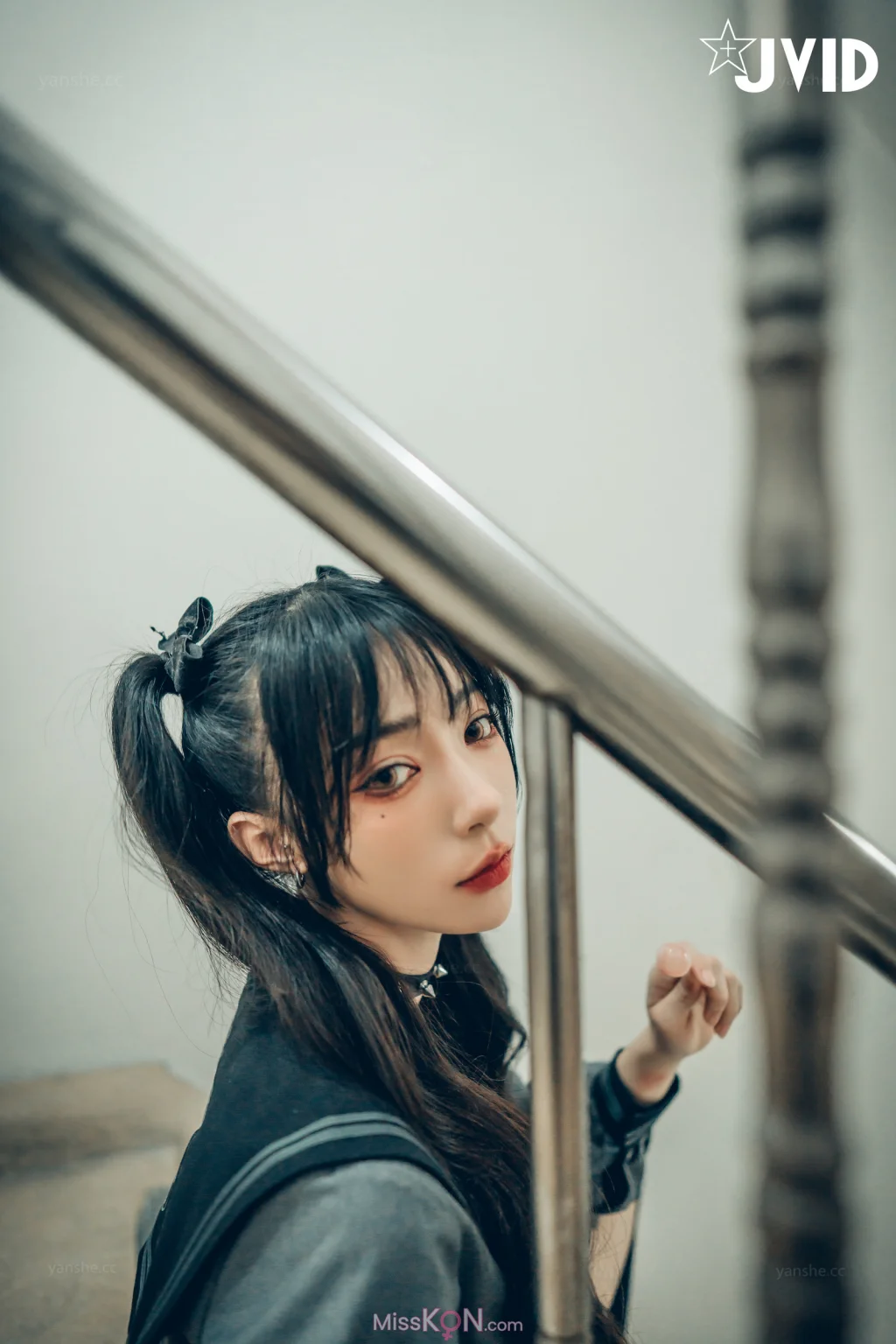 [JVID] 飄飄哥: 色色妄想系列 校花也是大姐頭 (158 photos)