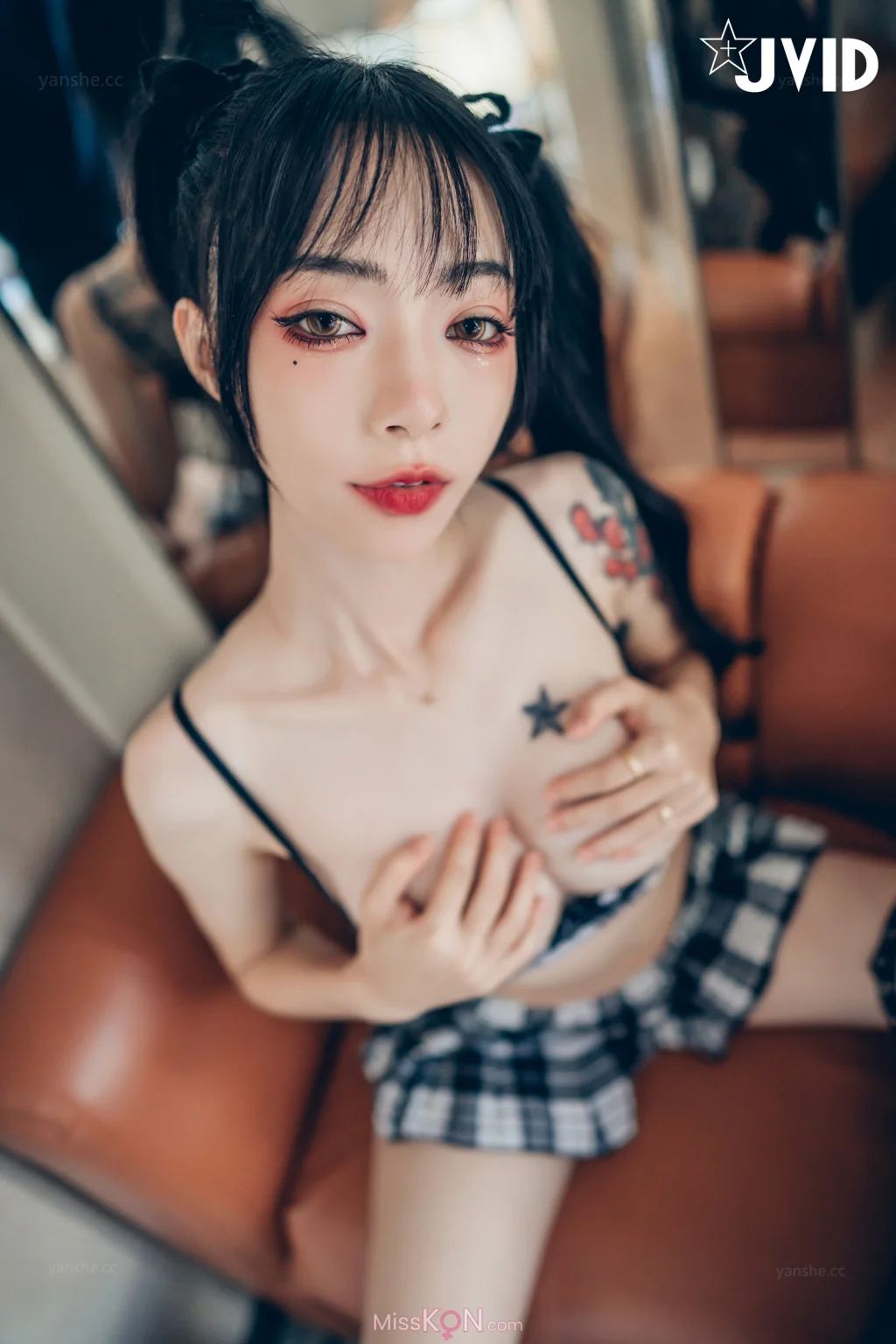 [JVID] 飄飄哥: 色色妄想系列 校花也是大姐頭 (158 photos) – Page 3