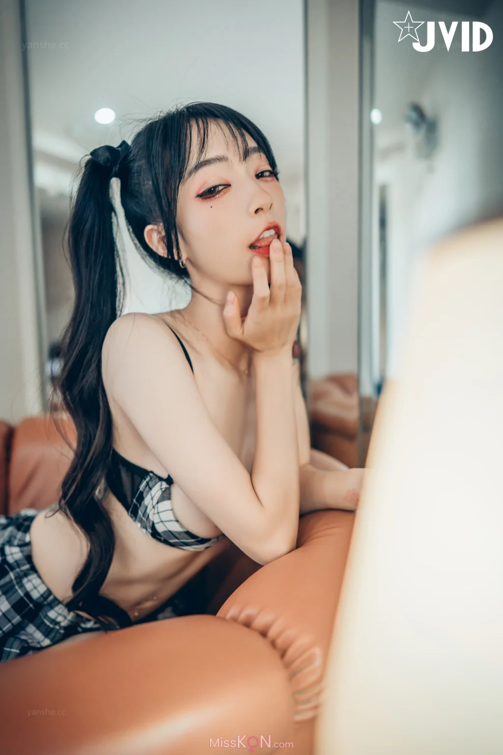 [JVID] 飄飄哥: 色色妄想系列 校花也是大姐頭 (158 photos) – Page 3