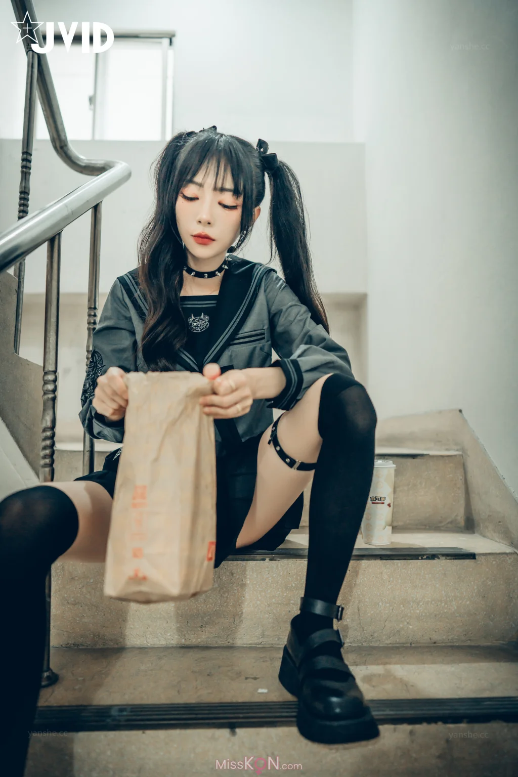 [JVID] 飄飄哥: 色色妄想系列 校花也是大姐頭 (158 photos) – Page 4
