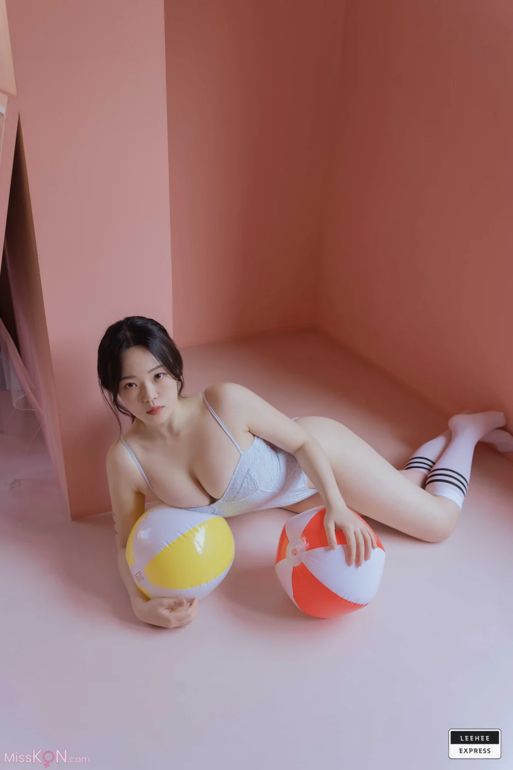 [LE] LEDG-180: Sunny (74 photos) – Page 2