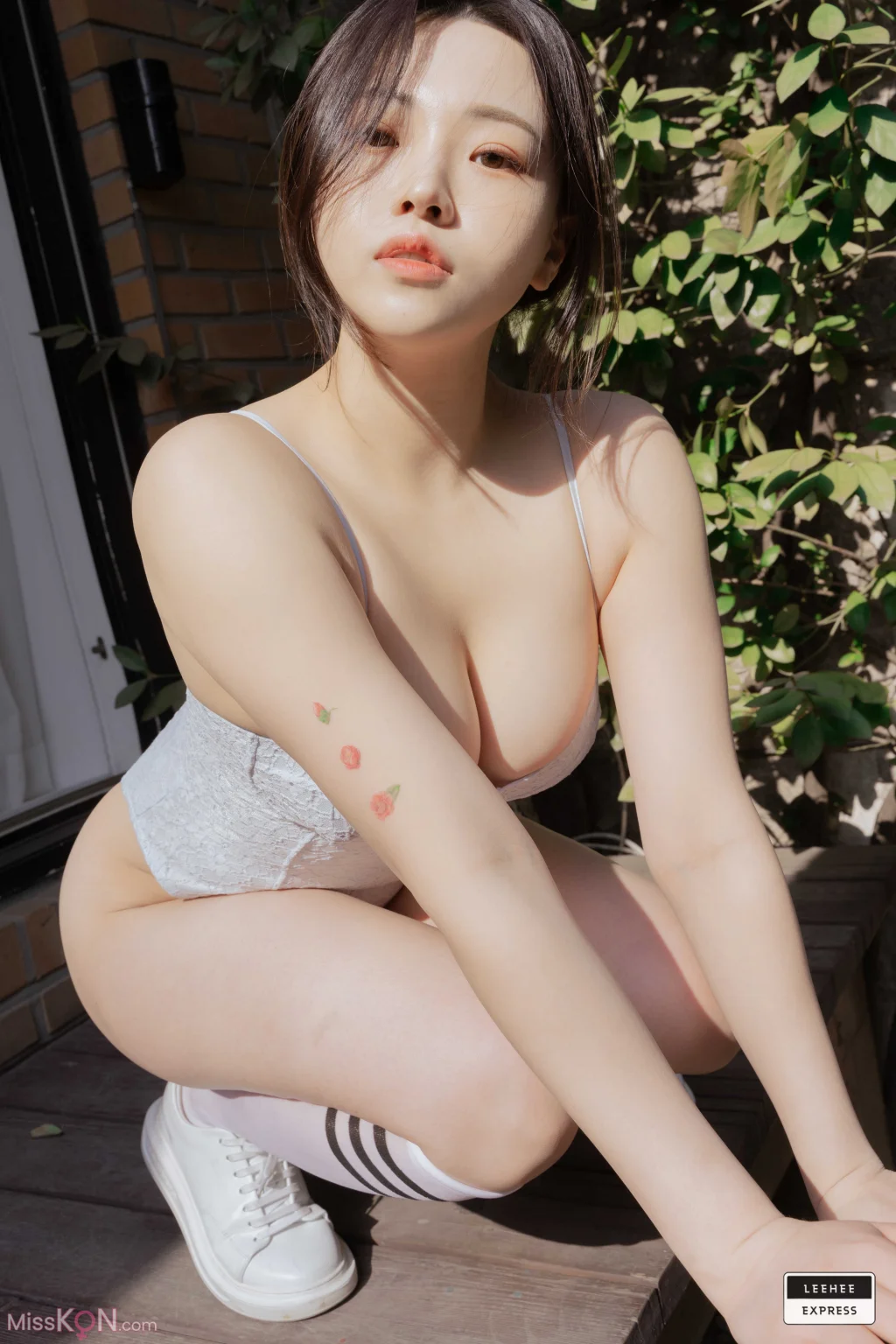 [LE] LEDG-180: Sunny (74 photos) – Page 2