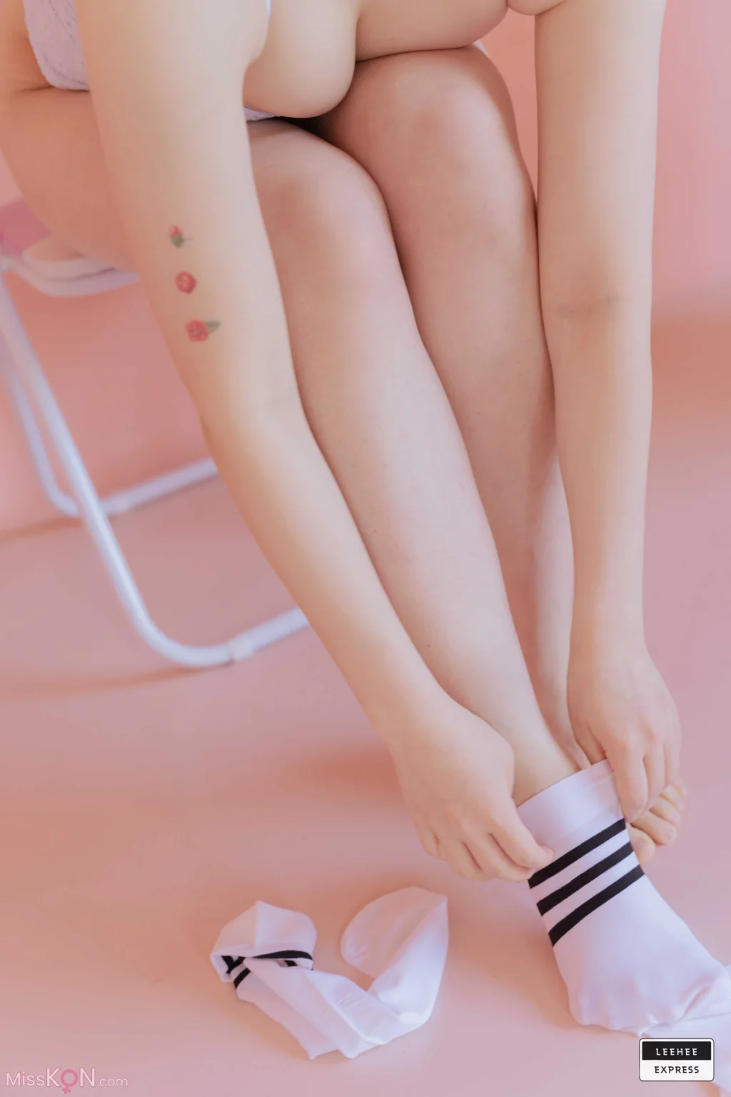 [LE] LEDG-180: Sunny (74 photos) – Page 3