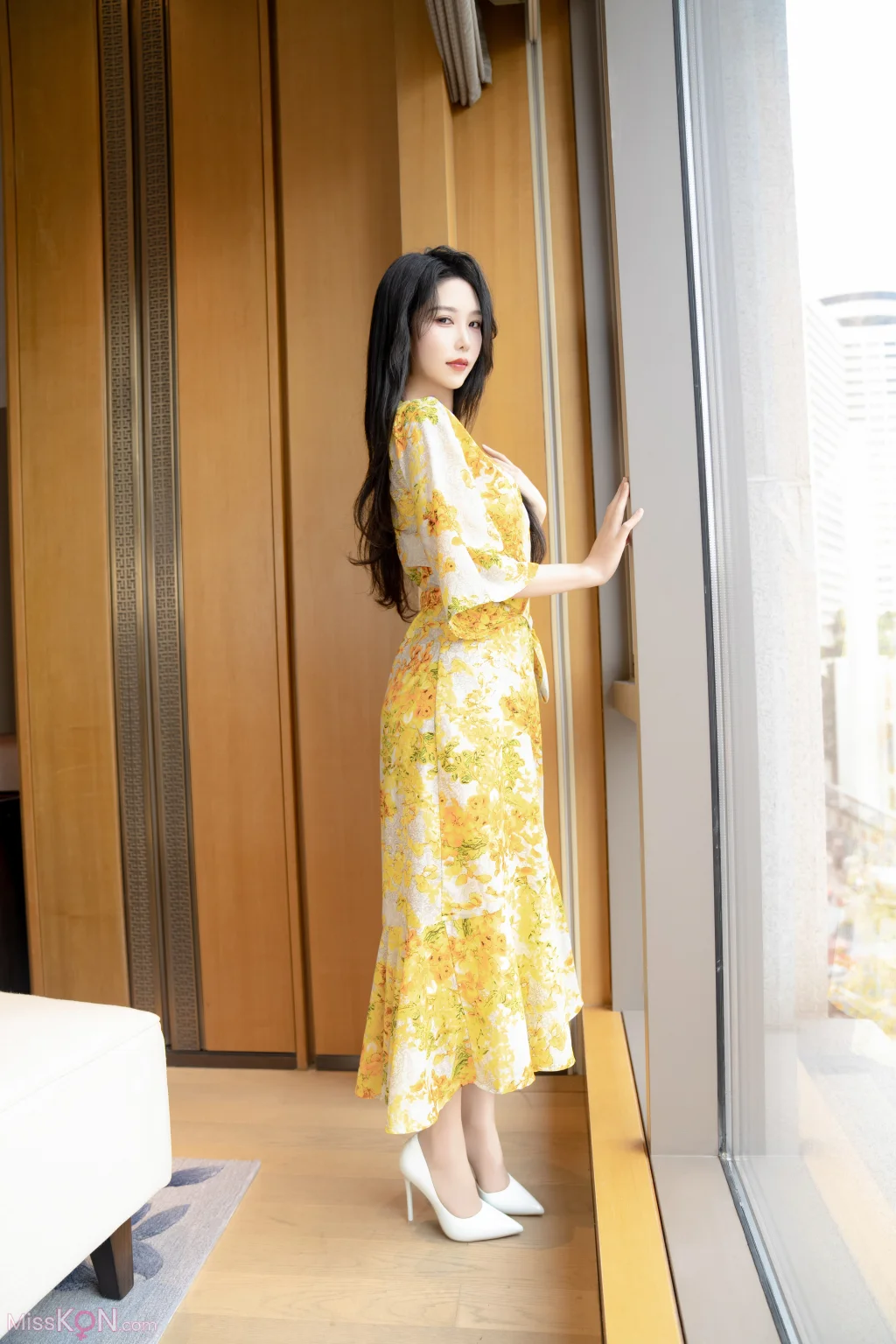 Coser@抖娘-利世: 出轨人妻 (158 photos)