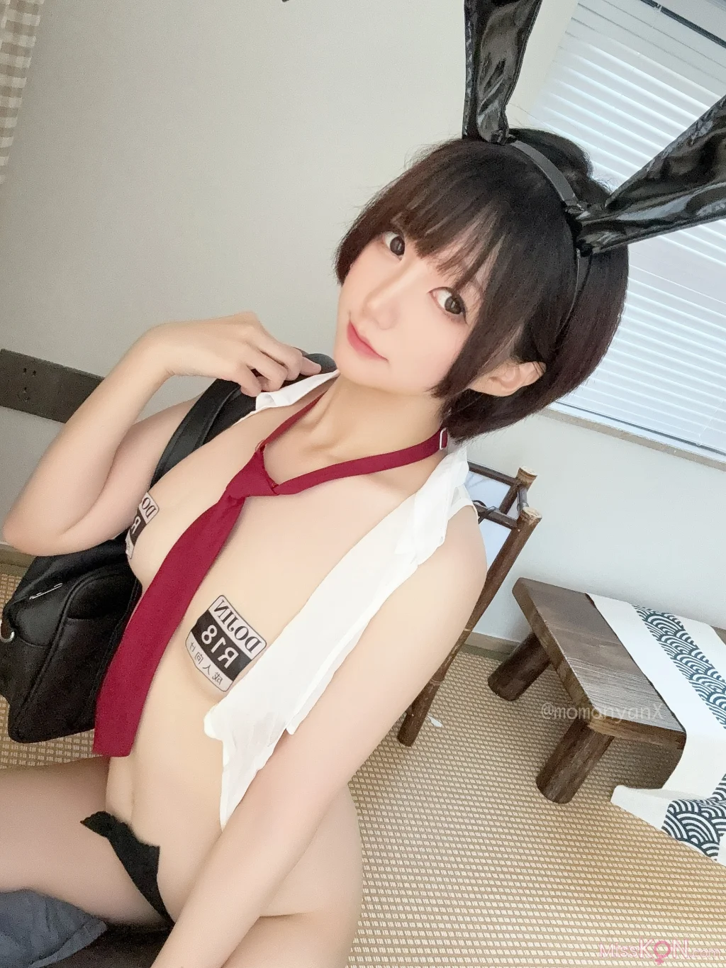 Coser@NAGISA魔物喵: [Fantia]バニーJK (41 photos) – Page 2
