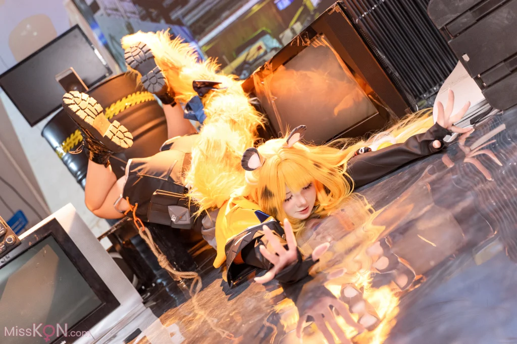 Coser@PoppaChan: Ju Fufu – ZZZ (112 photos + 11 videos)