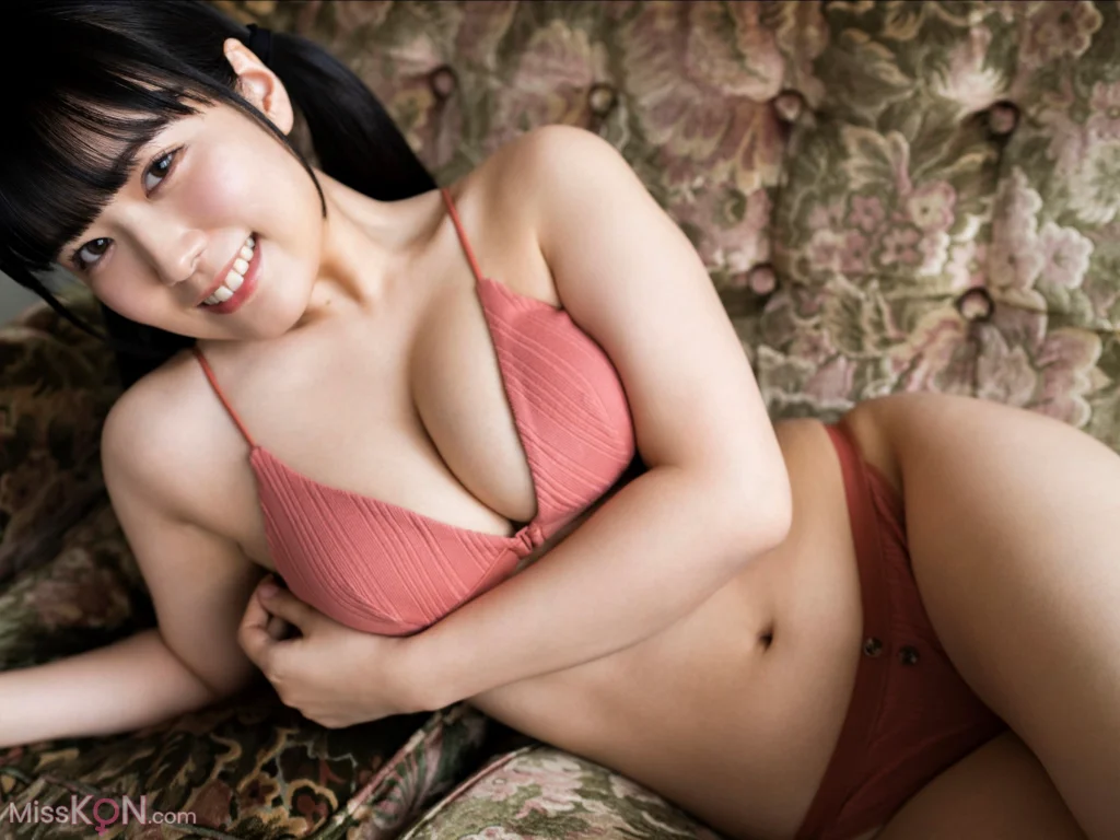 [JP] Shinonome Umi (東雲うみ): FLASHデジタル写真集 Girl’s Secret 女のコの秘密 (41 photos) – Page 2