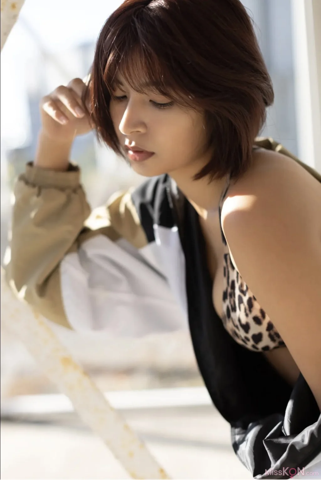 [JP] Mary Fujii (藤井マリー): [Friday Digital Photobook] Hourglass 砂時計 Vol.1+2 (82 photos)