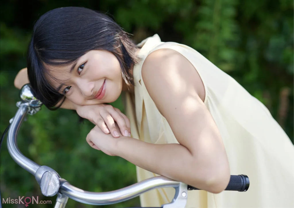 [JP] Miku Kuwajima (桑島海空): [Dolce Photobook] Last Summer Bikini ラスト・サマー・ビキニ (32 photos)