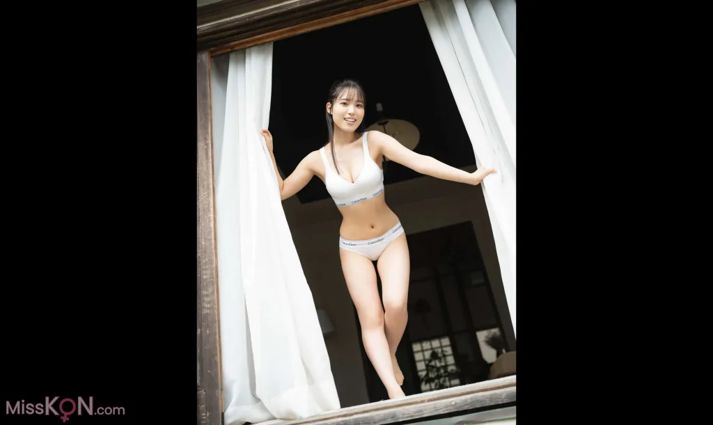 [JP] Saria Takeuchi (竹内さりあ): [Friday Digital Photobook] Secret Seaside 秘密のシーサイド Vol.1 (58 photos) – Page 2