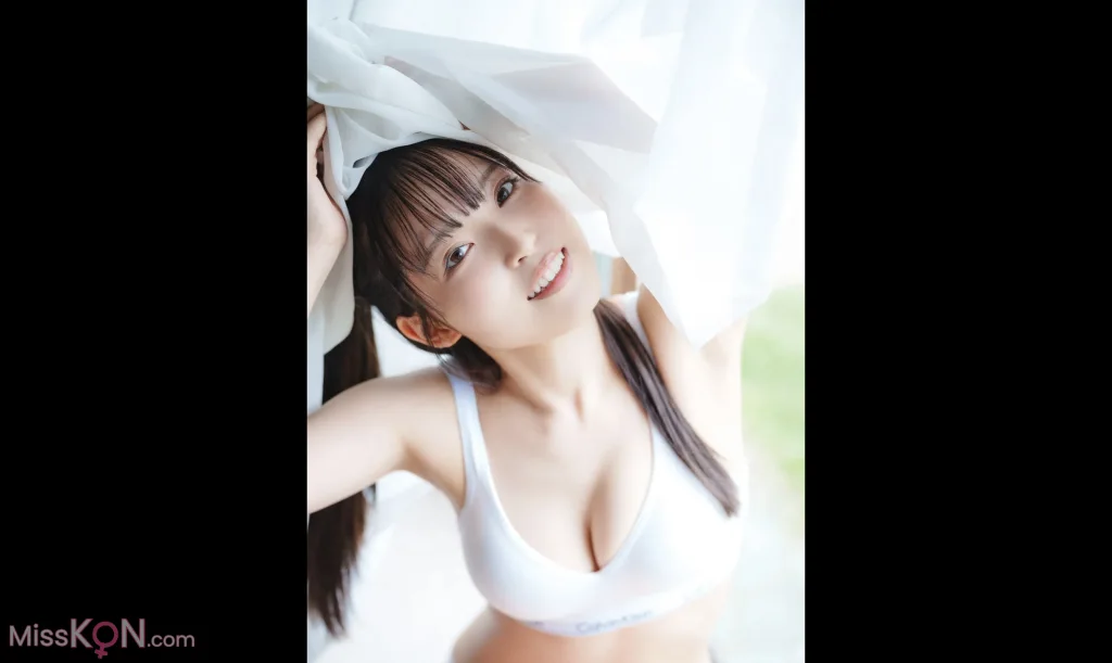 [JP] Saria Takeuchi (竹内さりあ): [Friday Digital Photobook] Secret Seaside 秘密のシーサイド Vol.1 (58 photos) – Page 2
