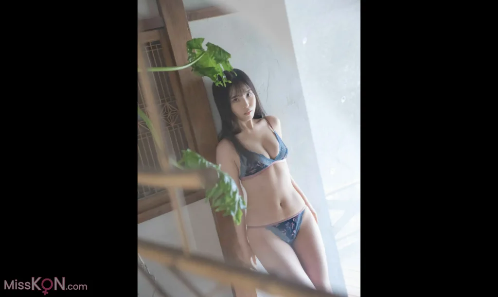 [JP] Saria Takeuchi (竹内さりあ): [Friday Digital Photobook] Secret Seaside 秘密のシーサイド Vol.1 (58 photos) – Page 3
