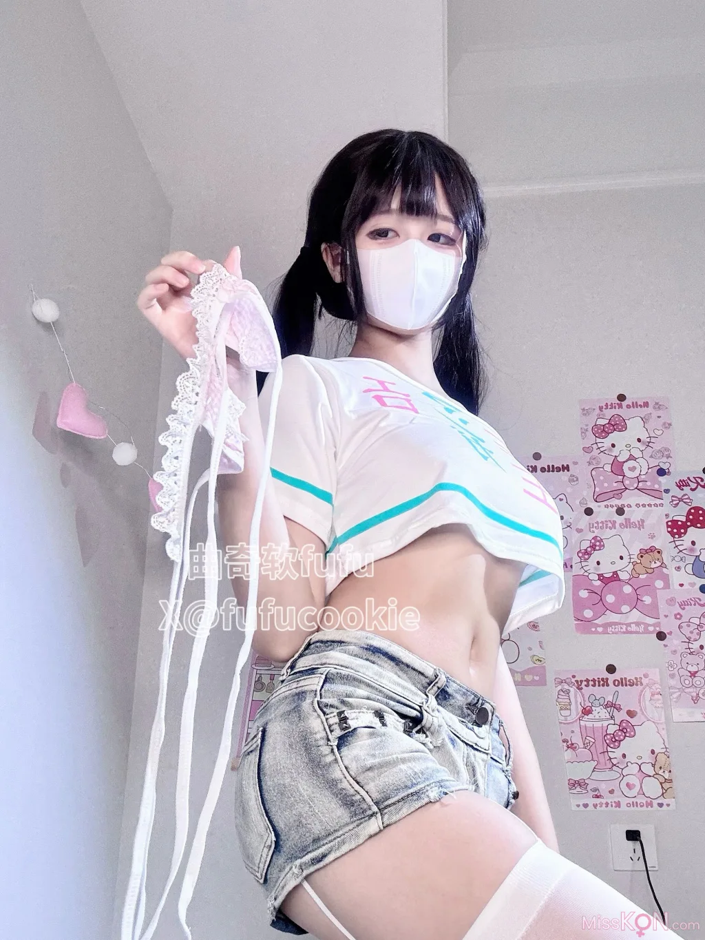 曲奇软fufu: 短T牛仔裤 (53 photos) – Page 2