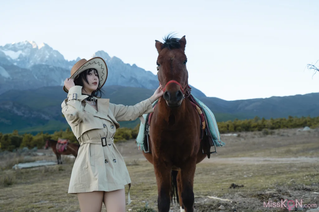 Coser@浅安安: 西部世界 TC版 (70 photos)