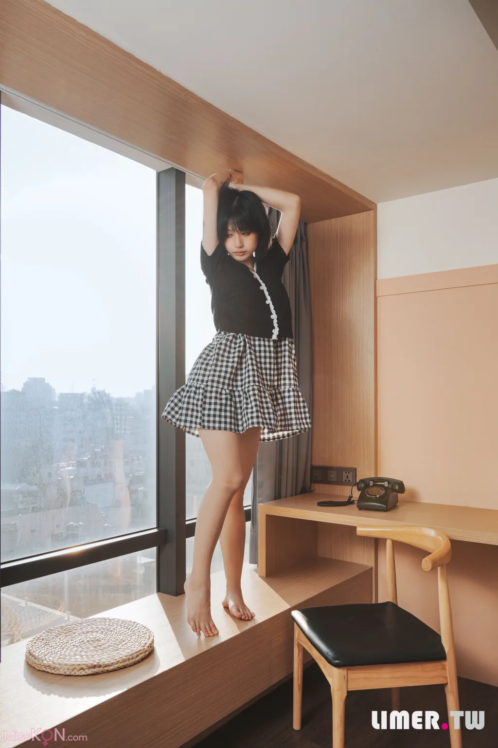 [Limerence原创] No.027: Yuni午后时光 白浓乳液足疗 (142 photos + 1 video) – Page 3