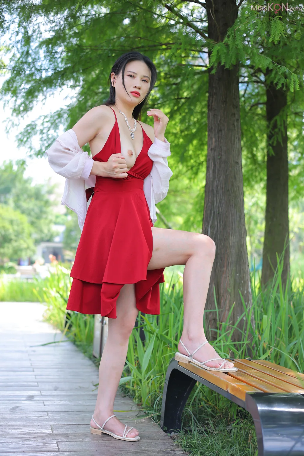 [Private Photoshoot] 如懿: 國模 2021.07.01 大尺度 私拍 4K (1054 photos + 1 video)