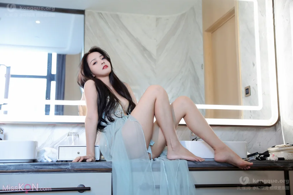 Coser@苏嫣嫣阿姨: 蓝色薄纱裙 (38 photos + 4 videos) – Page 2