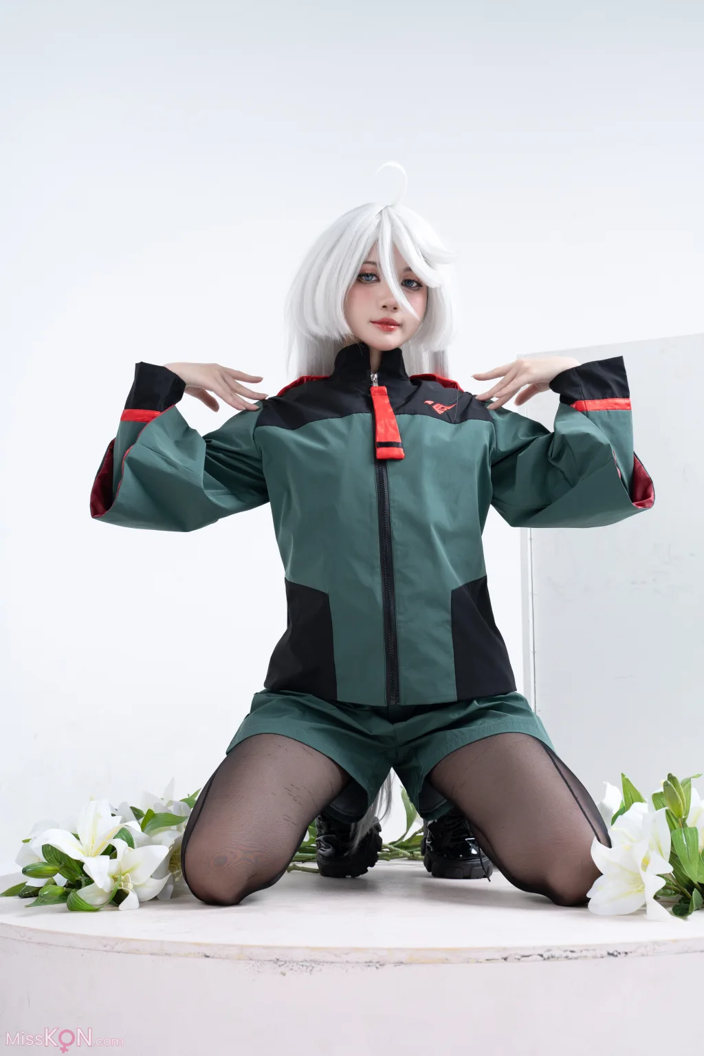 Coser@PoppaChan: Miorine (The Gundam) (40 photos + 10 videos)