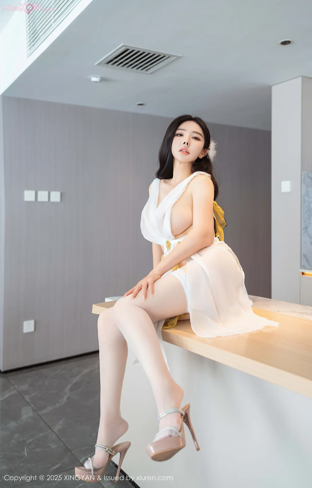 XingYan Vol.392: 潘思沁 (65 photos)
