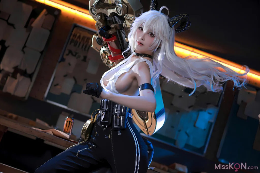 Coser@水淼Aqua: 鸣潮赞妮 (68 photos)