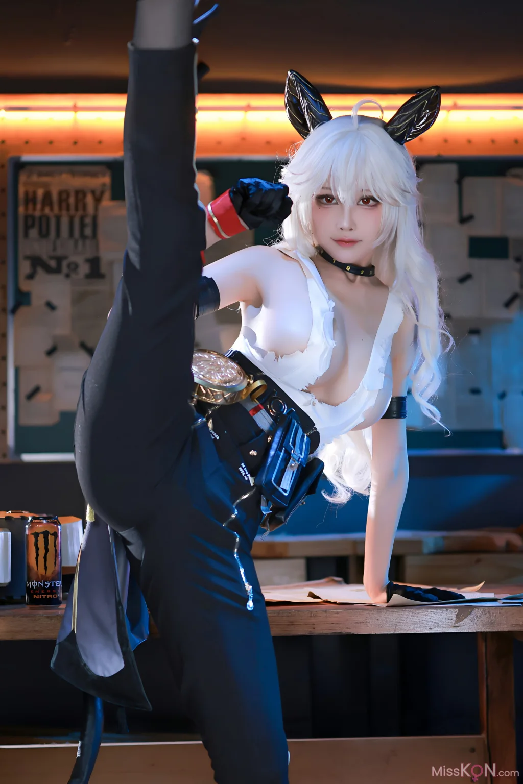 Coser@水淼Aqua: 鸣潮赞妮 (68 photos)