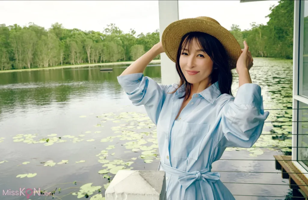 [JP] Reiko Kato (かとうれいこ): FRIDAY GOLD すてきなことだと思うから (+other cut) (18 photos) – Page 2