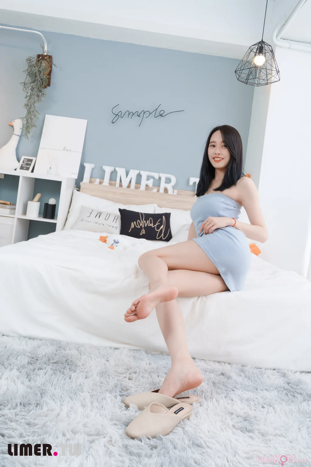 [Limerence原创] No.034: 极品女神Sammy 嫩足玩弄穆勒鞋 (145 photos + 1 video) – Page 3