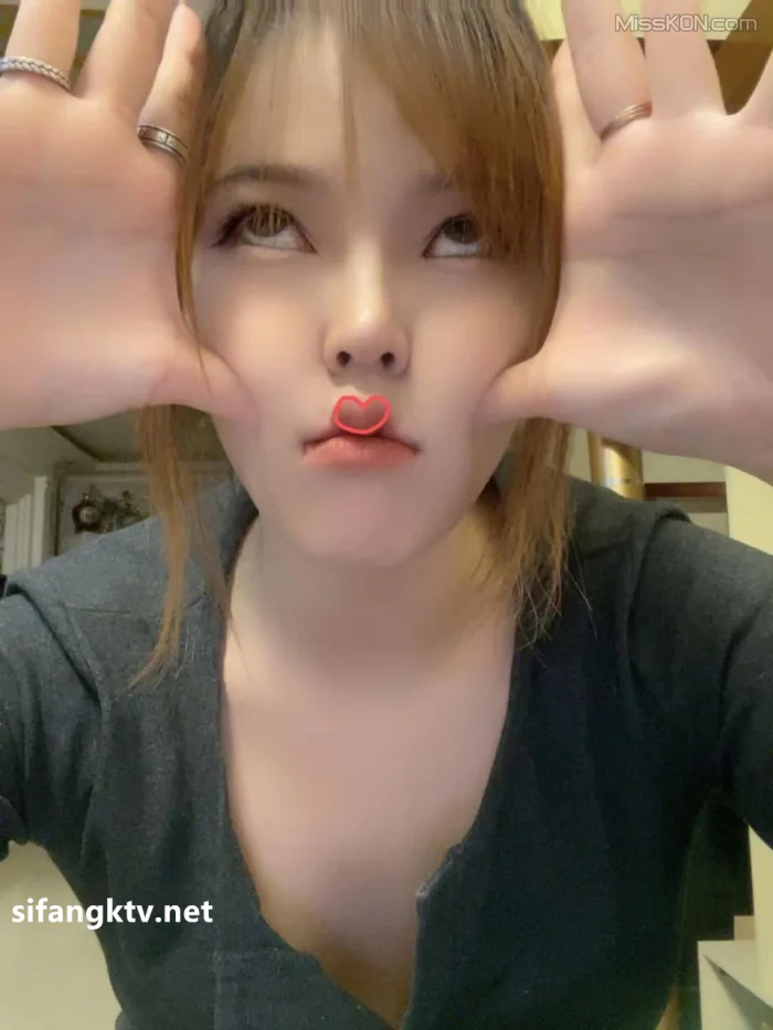张佳茹: 视觉炸裂私拍 户外露出 道具调教 (135 photos + 15 videos) – Page 3
