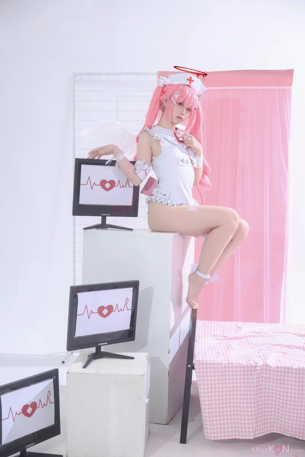Coser@G44不会受伤: 见习看护师 月夜见爱 (31 photos) – Page 2