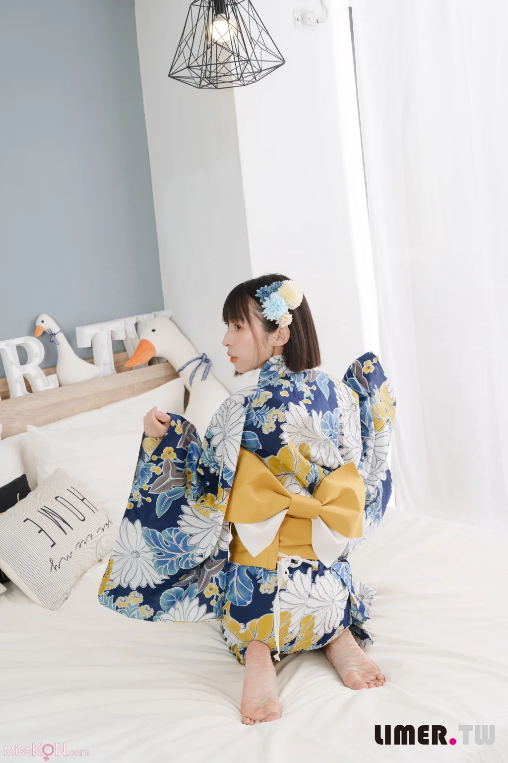 [Limerence原创] No.042: 日本妹子子 超敏感脚脚初次被TK (160 photos) – Page 2