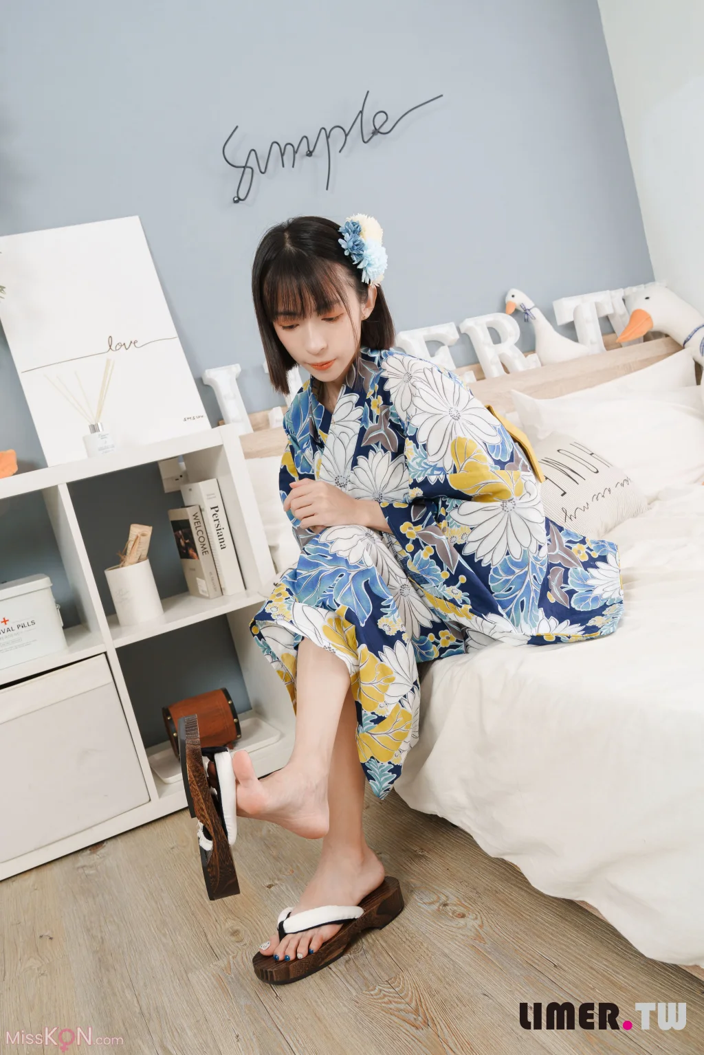 [Limerence原创] No.042: 日本妹子子 超敏感脚脚初次被TK (160 photos) – Page 3