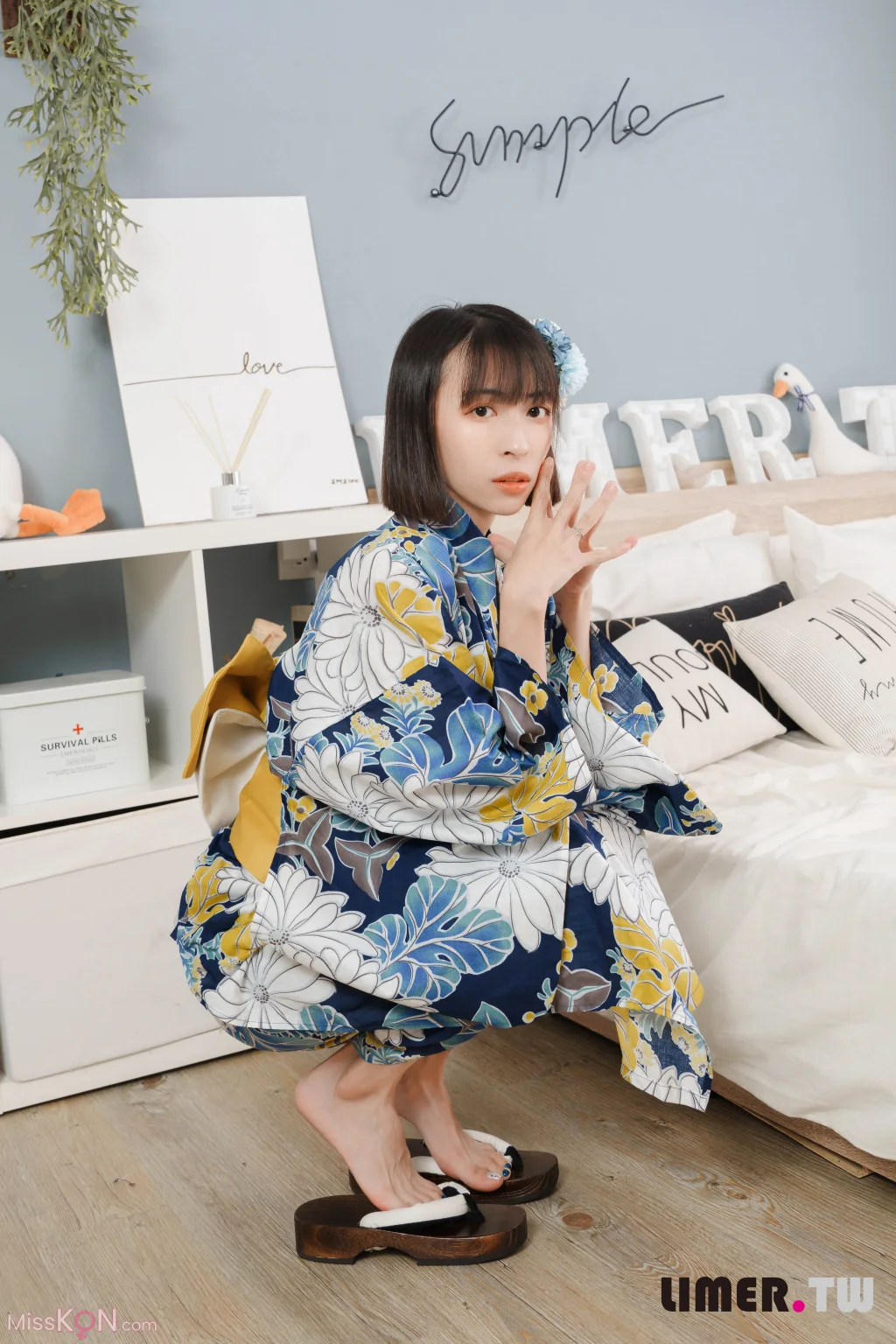 [Limerence原创] No.042: 日本妹子子 超敏感脚脚初次被TK (160 photos) – Page 3
