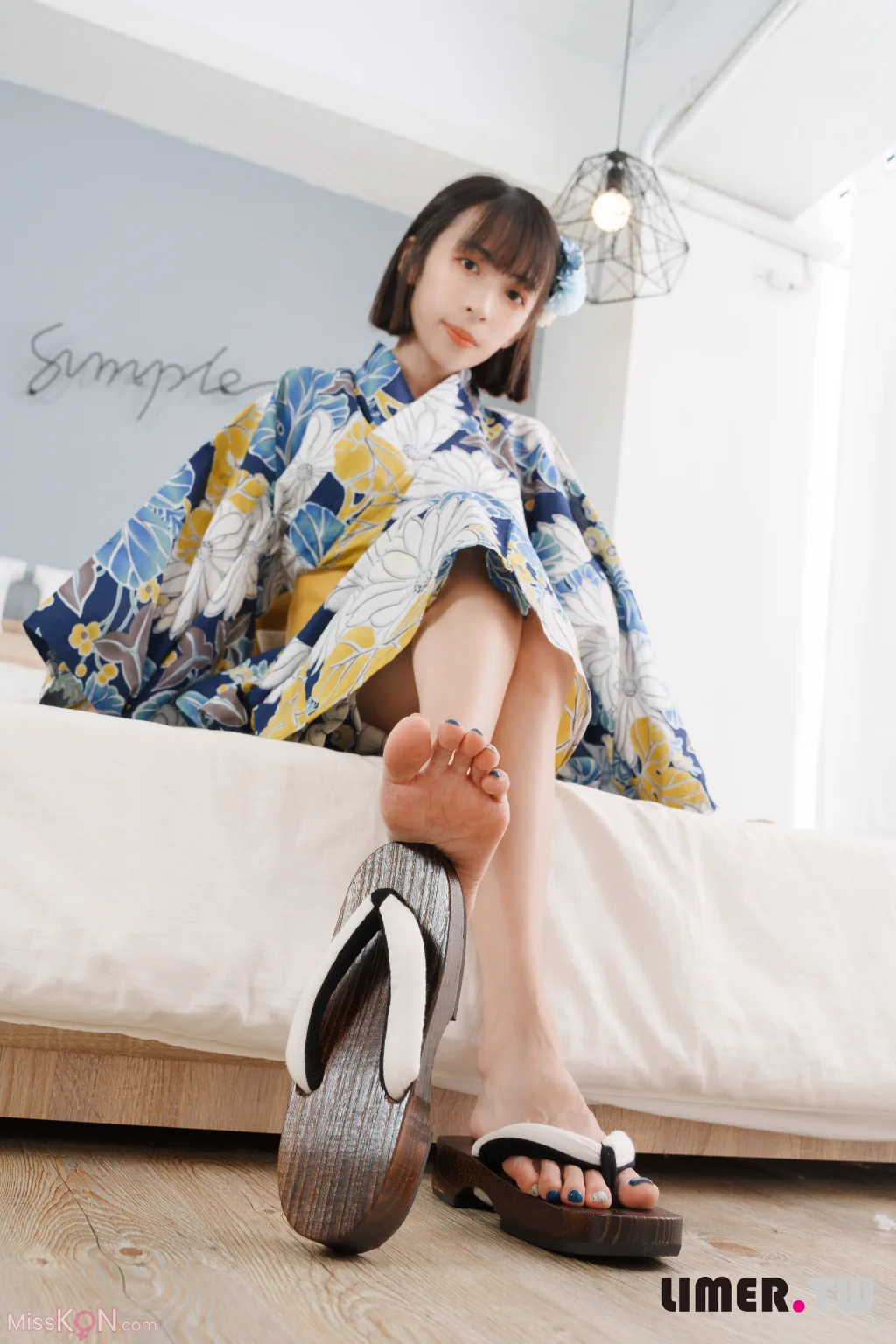 [Limerence原创] No.042: 日本妹子子 超敏感脚脚初次被TK (160 photos) – Page 3