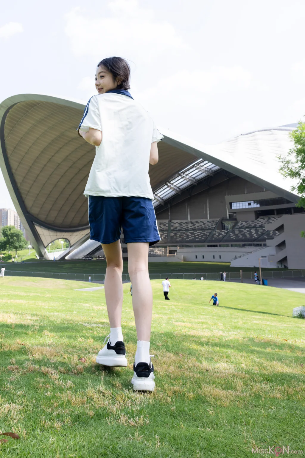 [她们印象] No.017: 小鸣 (163 photos + 1 video)