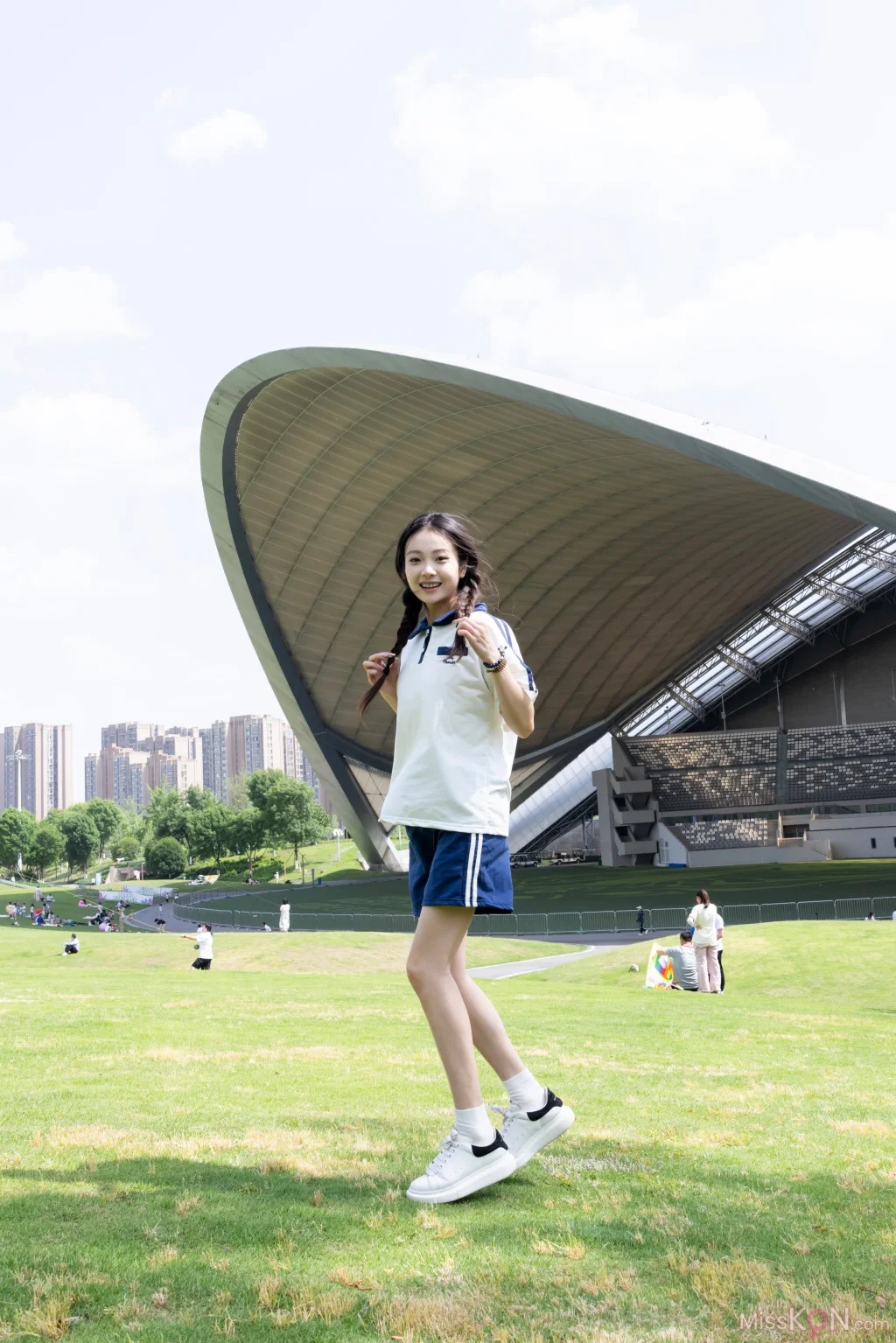 [她们印象] No.017: 小鸣 (163 photos + 1 video)