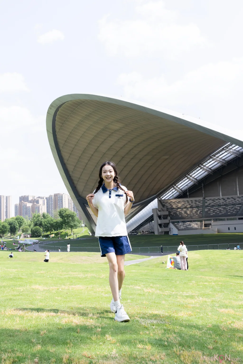 [她们印象] No.017: 小鸣 (163 photos + 1 video)