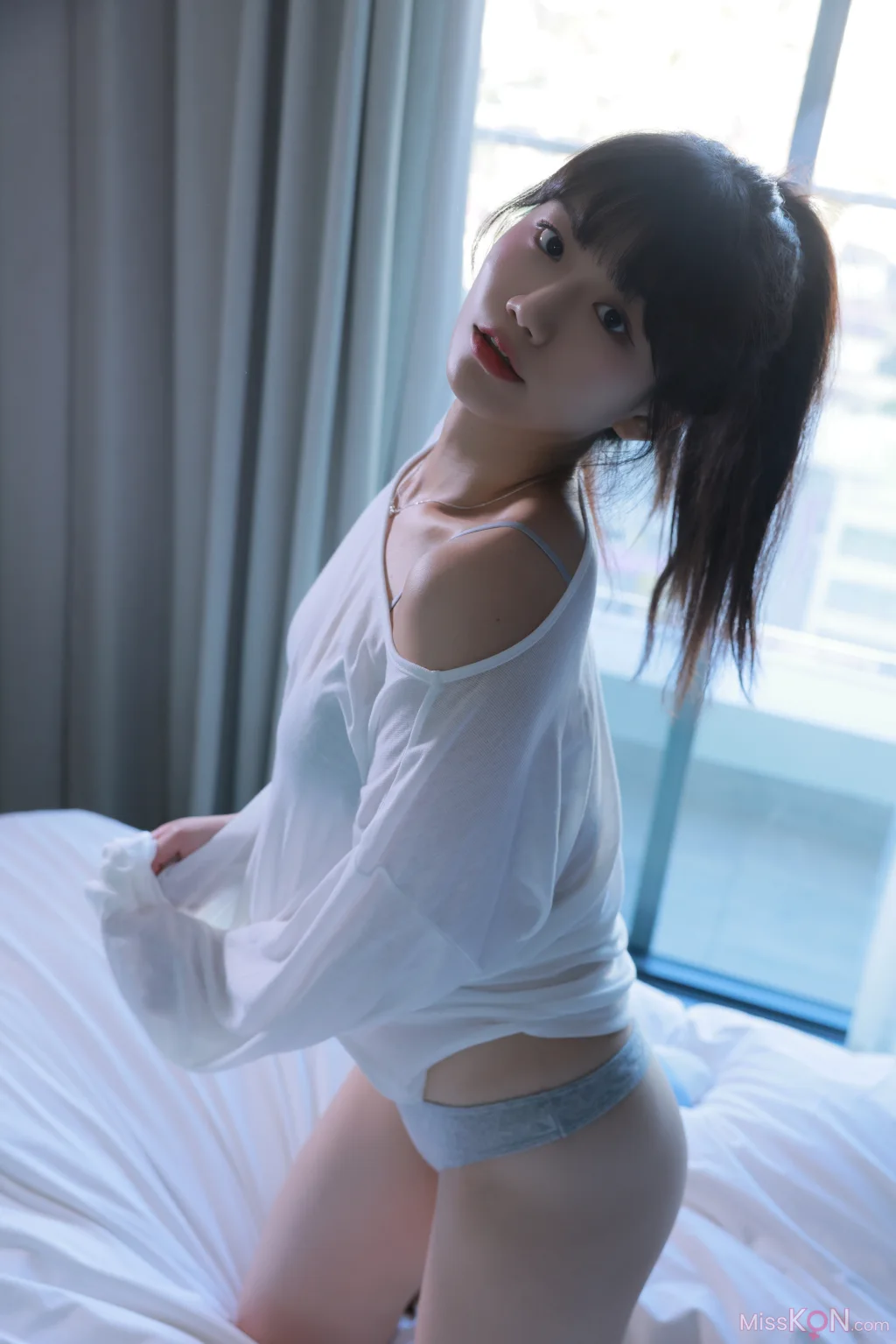 [SWEETBOX] Yui (유이): Teddy Bear (97 photos)
