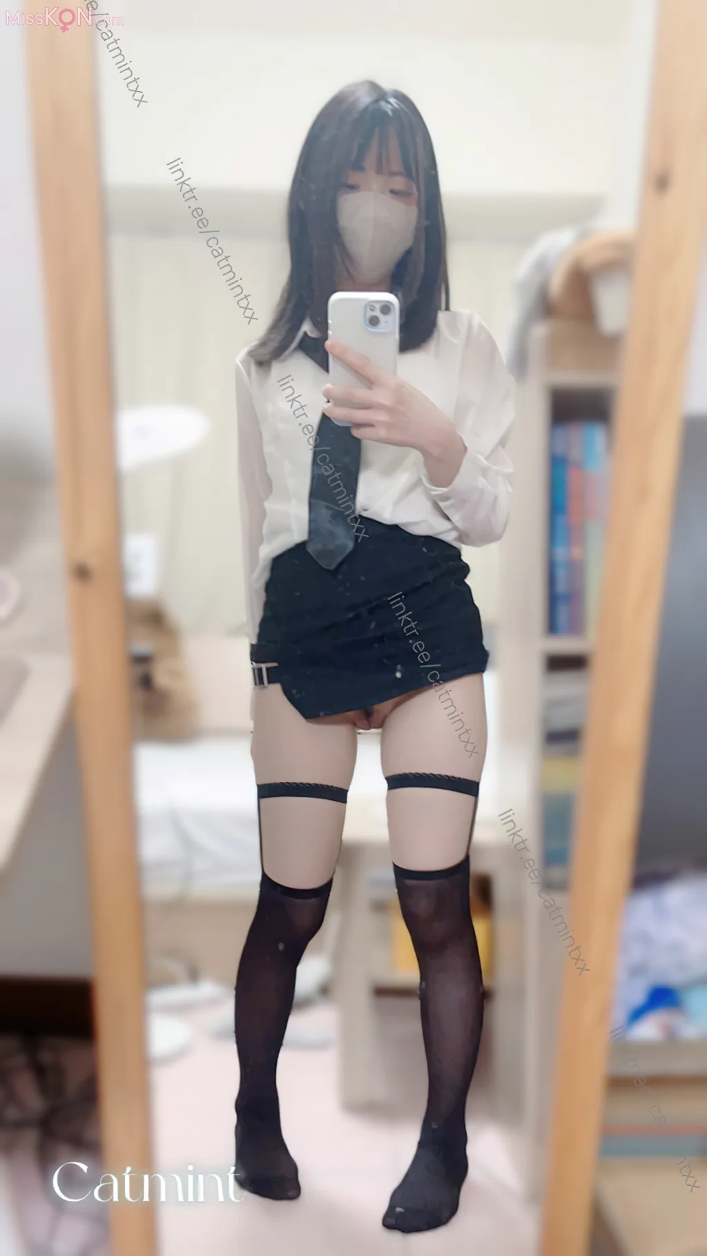 catmint_2022(猫薄荷): OnlyFans反差萝莉 收费订阅合集 (424 photos + 194 videos)