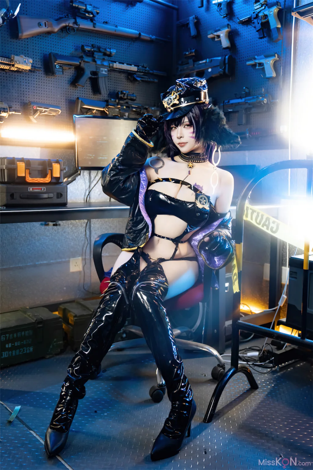 Coser@二佐Nisa: 碧蓝航线 武藏 女警 (25 photos)