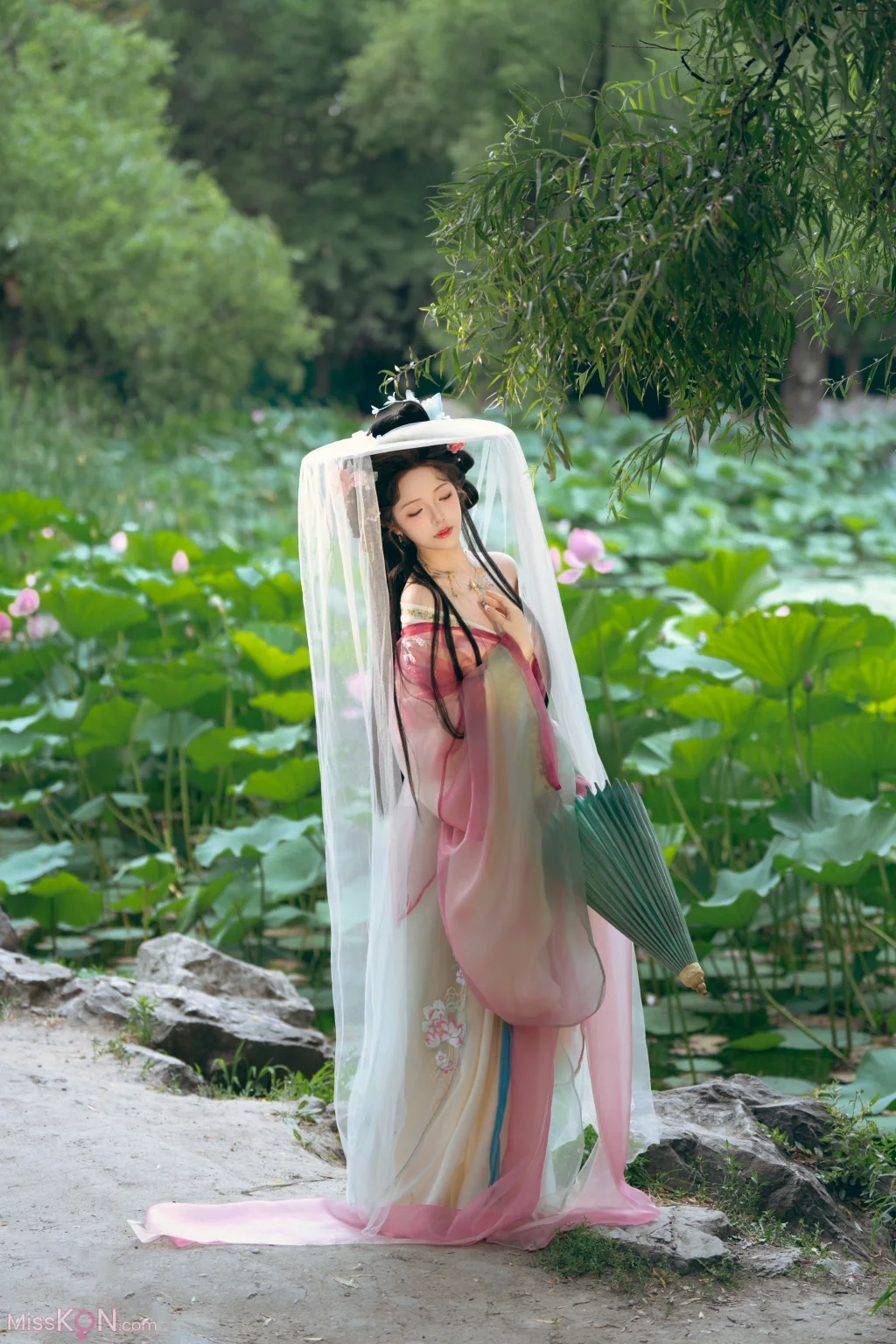 Coser@雯妹不讲道理: 祝您中秋快乐owo (20 photos) – Page 2