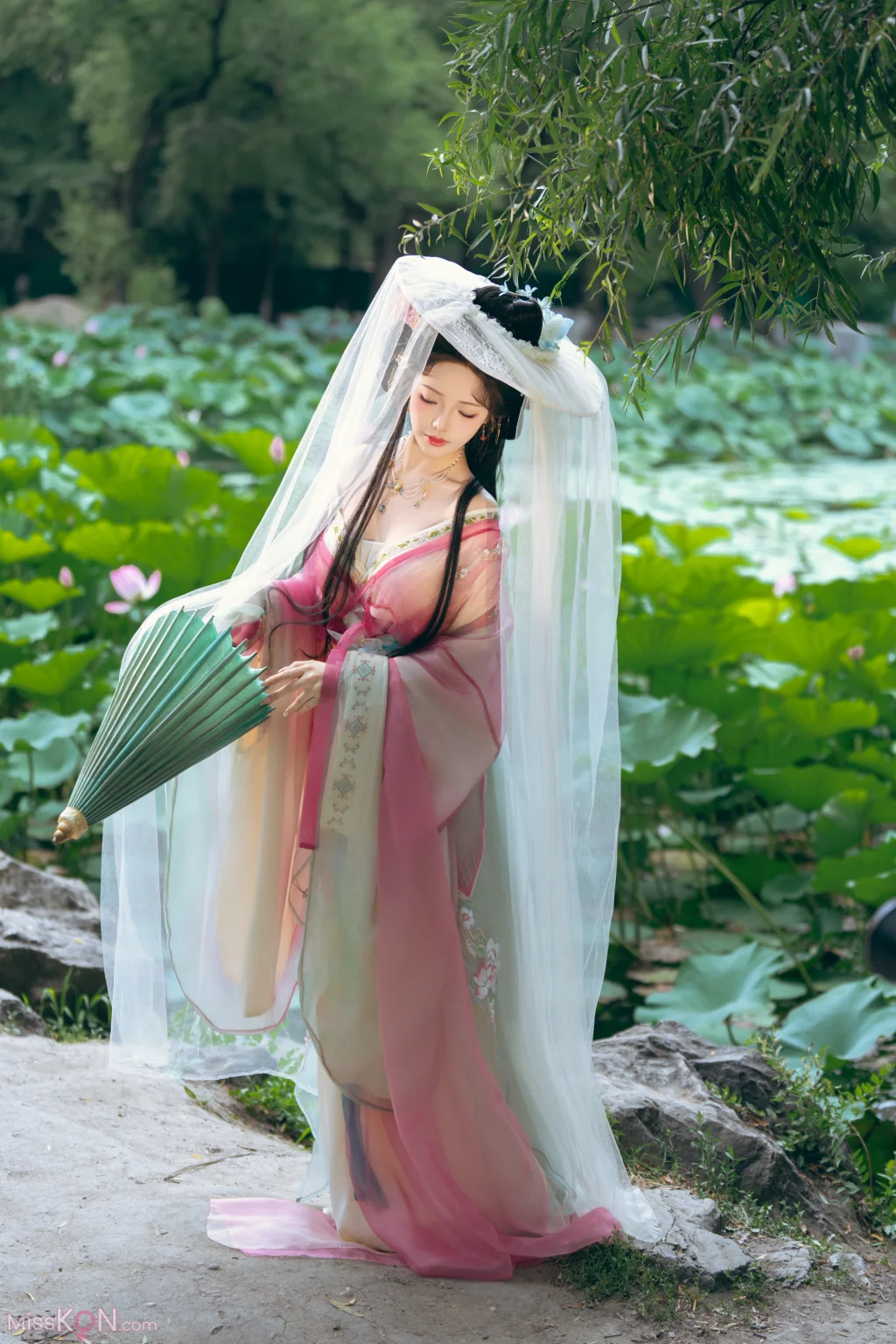 Coser@雯妹不讲道理: 祝您中秋快乐owo (20 photos) – Page 2